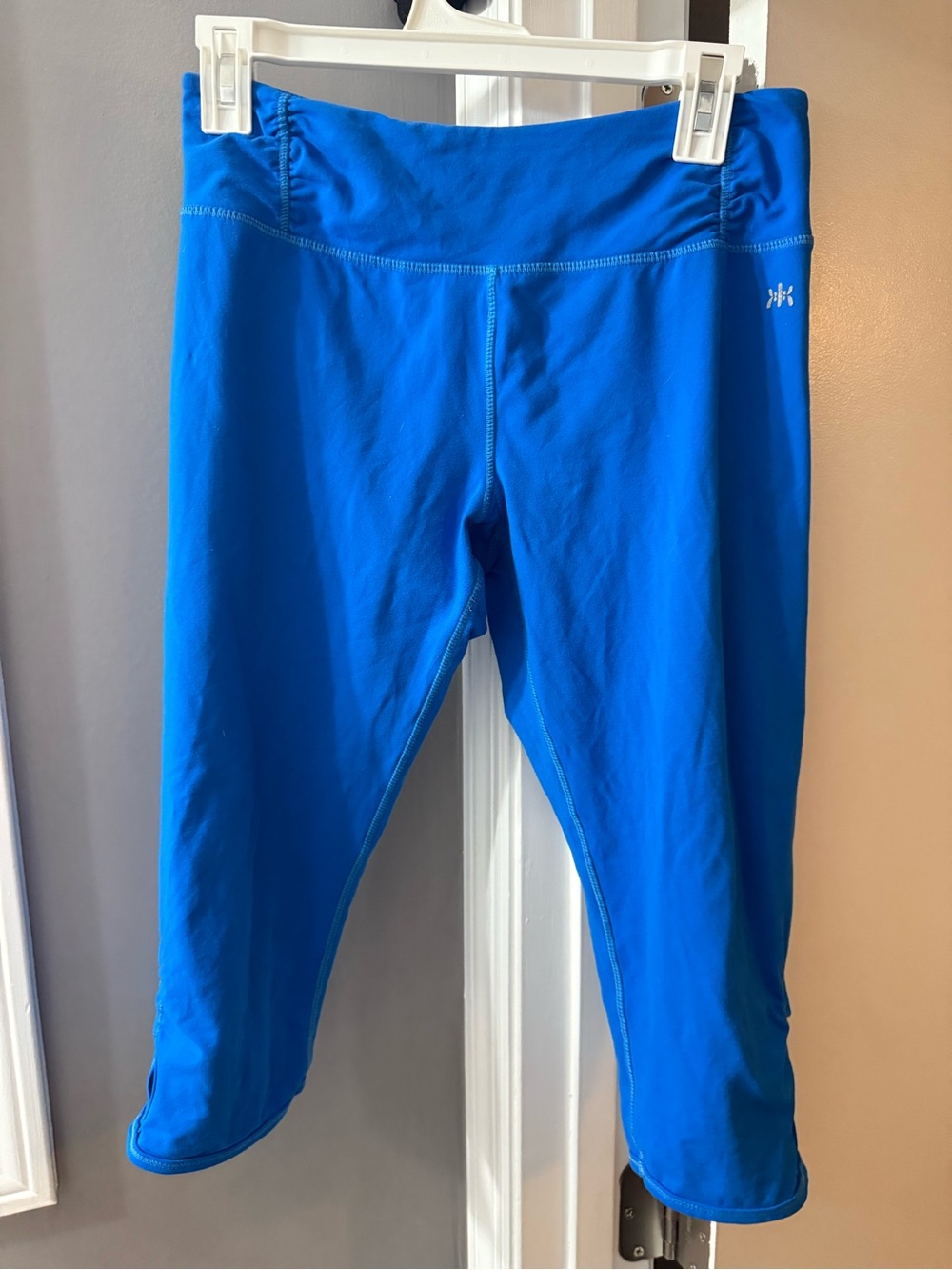 Kyodan Bright Blue Capri Workout Leggings
